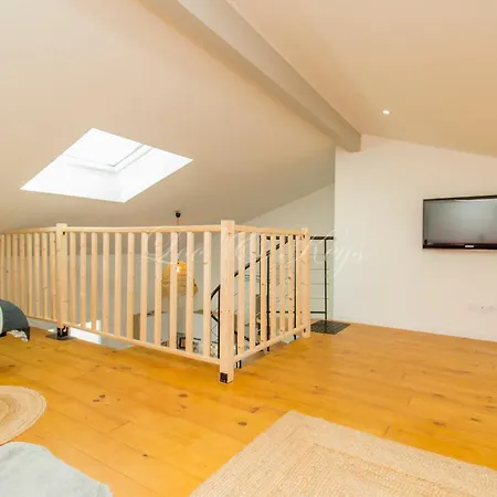 Petite Maison Mitoyenne A - Bourg * Biscarrosse